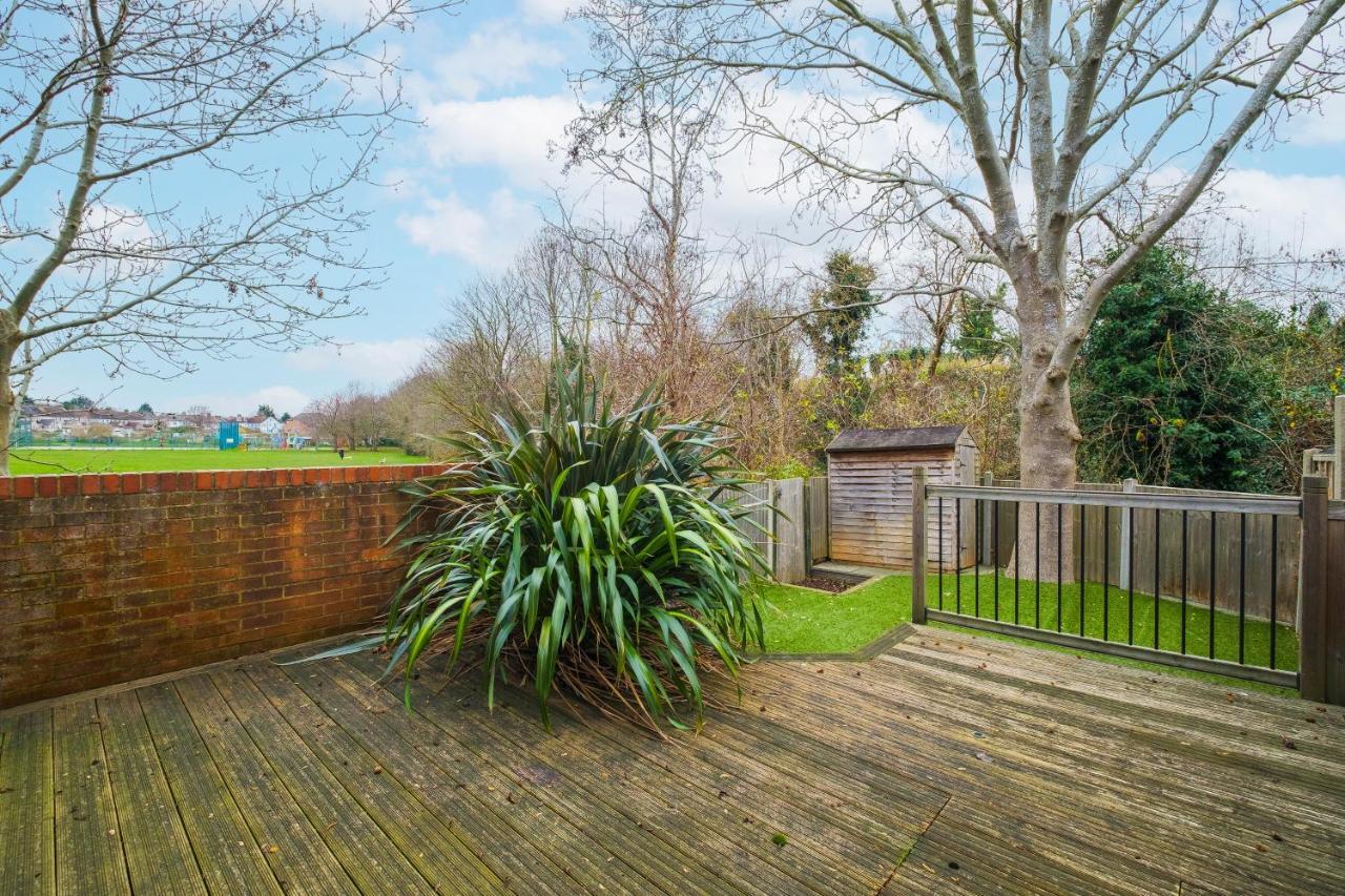 Beautiful 3 Bed House With Amazing Views In Dartford, Kent Apartment Екстериор снимка