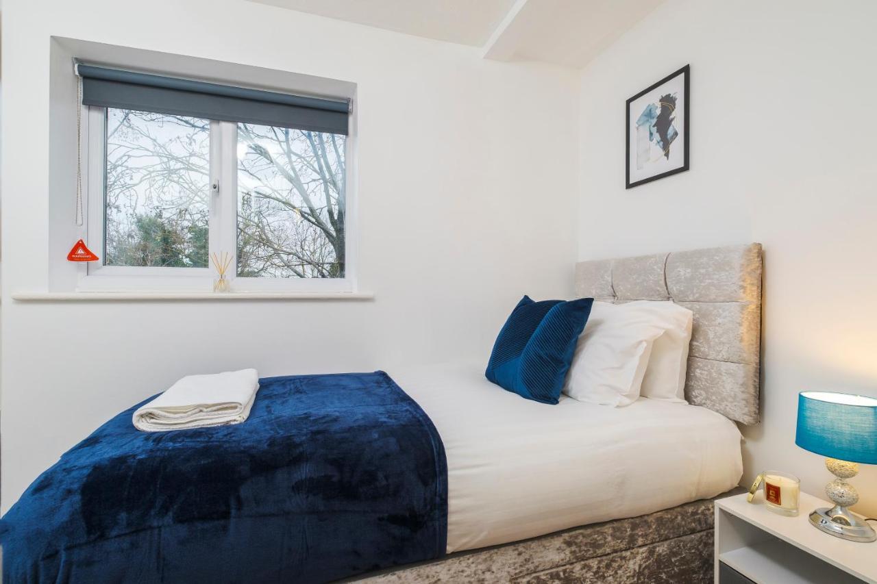 Beautiful 3 Bed House With Amazing Views In Dartford, Kent Apartment Екстериор снимка